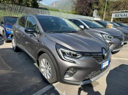 RENAULT CAPTUR INTENS PLUG-IN HYBRID 160 pieno