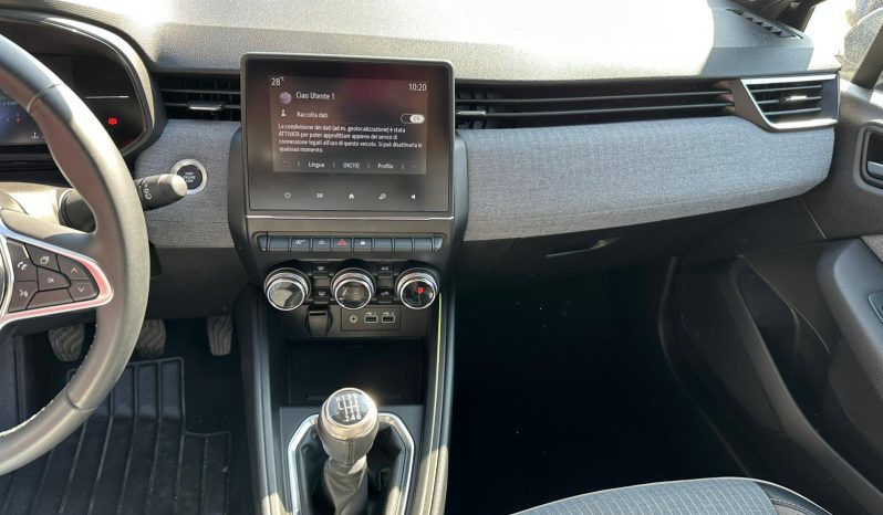 RENAULT CLIO TECHNO TCE 90 – NERO MY24 pieno