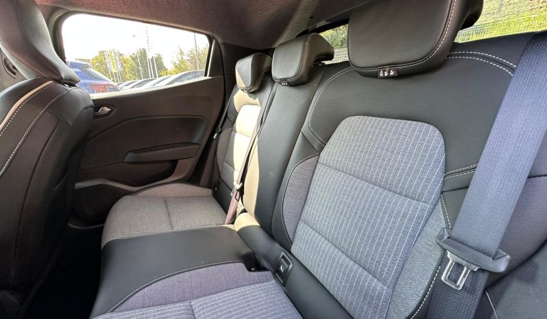 RENAULT CLIO TECHNO TCE 90 – NERO MY24 pieno