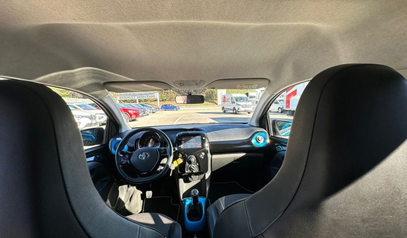 TOYOTA AYGO 1.0 X-CLUSIVE – NERO pieno