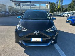 TOYOTA AYGO 1.0 X-CLUSIVE – NERO pieno