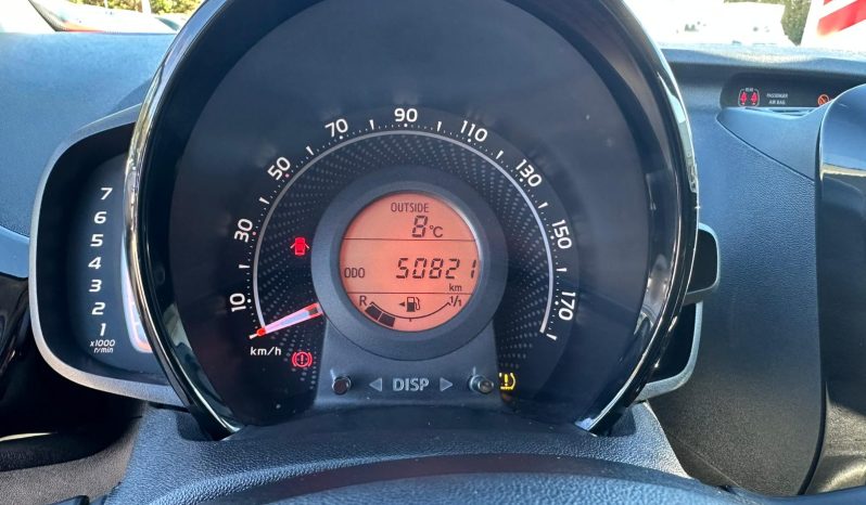 TOYOTA AYGO 1.0 X-CLUSIVE – NERO pieno