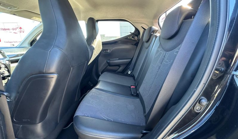 TOYOTA AYGO 1.0 X-CLUSIVE – NERO pieno