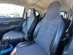 TOYOTA AYGO 1.0 X-CLUSIVE – NERO pieno