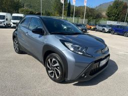 TOYOTA AYGO X 1.0 TREND – SILVER pieno