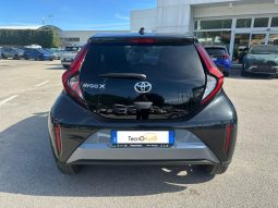 TOYOTA AYGO X 1.0 TREND – SILVER pieno