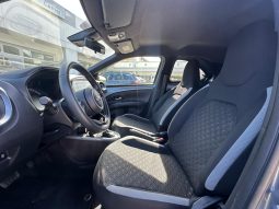 TOYOTA AYGO X 1.0 TREND – SILVER pieno