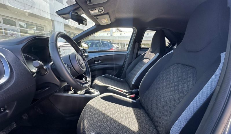 TOYOTA AYGO X 1.0 TREND – SILVER pieno