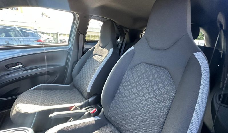 TOYOTA AYGO X 1.0 TREND – SILVER pieno