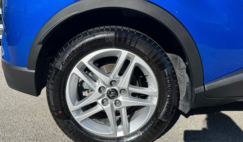 TOYOTA C-HR 1.8 HYBRID ACTIVE – BLU pieno