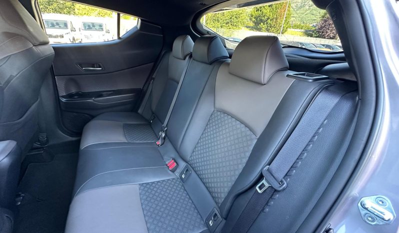 TOYOTA C-HR 2.0 HYBRID LOUNGE – GRIGIO pieno