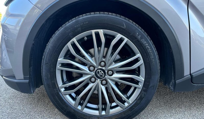TOYOTA C-HR 2.0 HYBRID LOUNGE – GRIGIO pieno
