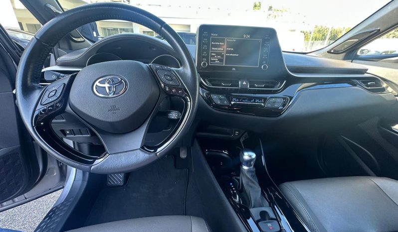 TOYOTA C-HR 2.0 HYBRID LOUNGE – GRIGIO pieno