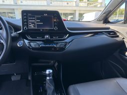 TOYOTA C-HR 2.0 HYBRID LOUNGE – GRIGIO pieno