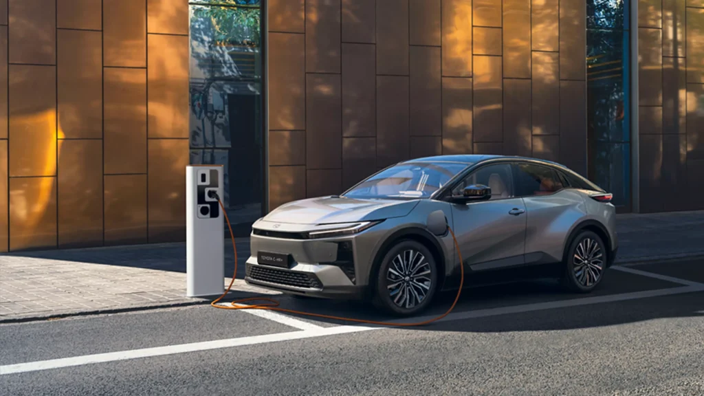 chr--plus_Large-Landscape