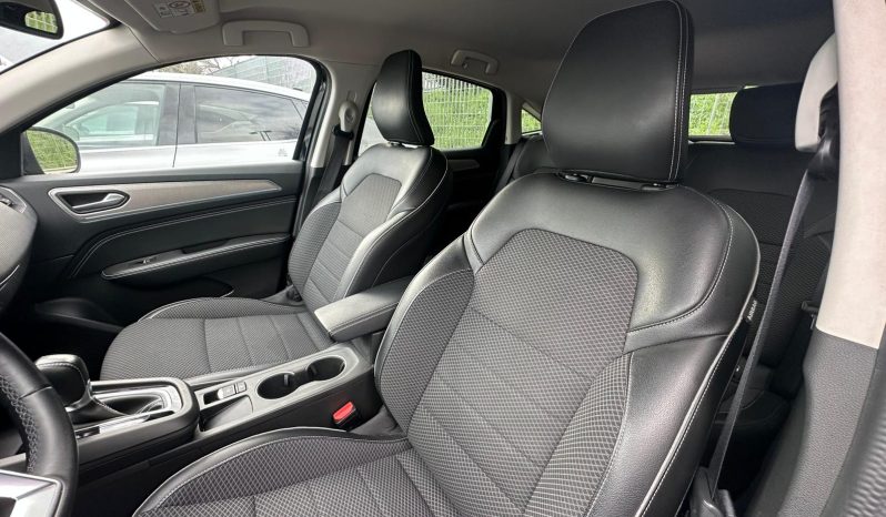 RENAULT ARKANA FULL HYBRID 145 INTENS – NERO pieno