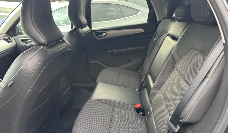 RENAULT ARKANA FULL HYBRID 145 INTENS – NERO pieno