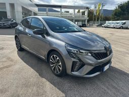 RENAULT CLIO MY25 TECHNO TCE 90 GRIGIO pieno