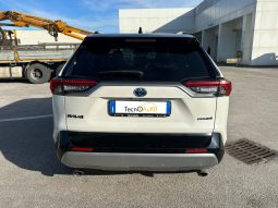 TOYOTA RAV 4 2.5 HYBRID ACTIVE 2WD – BIANCO pieno