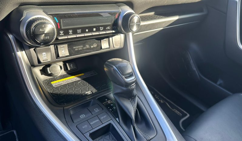 TOYOTA RAV 4 2.5 HYBRID ACTIVE 2WD – BIANCO pieno