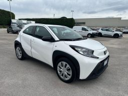 TOYOTA AYGO X 1.0 ACTIVE – BIANCO pieno