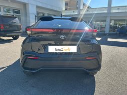 TOYOTA C-HR 1.8 HYBRID TREND NERO – KM 0 pieno