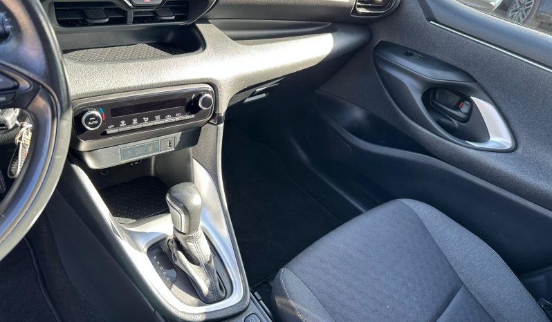 TOYOTA YARIS TREND 1.5 HYBRID BLU pieno