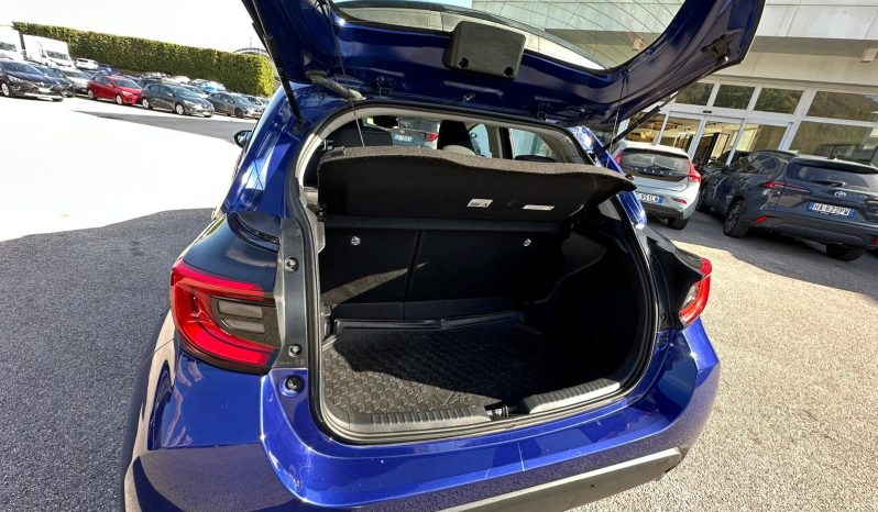 TOYOTA YARIS TREND 1.5 HYBRID BLU pieno
