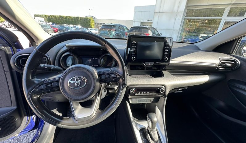 TOYOTA YARIS TREND 1.5 HYBRID BLU pieno