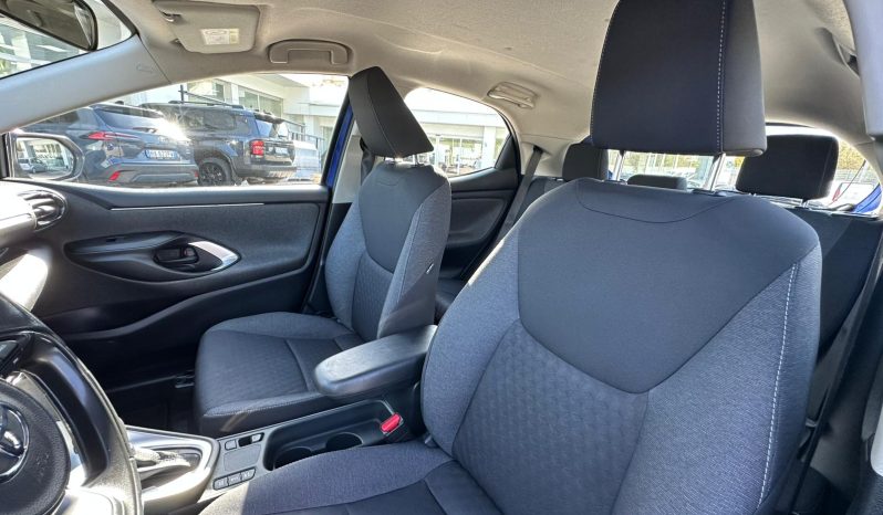 TOYOTA YARIS TREND 1.5 HYBRID BLU pieno