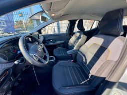 DACIA SANDERO STEPWAY 1.0 ECO-G – COMFORT GRIGIO pieno
