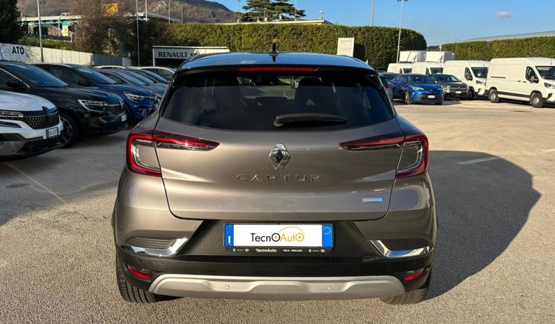 RENAULT CAPTUR 2022 INTENS HYBRID 145 CV – GRIGIO pieno