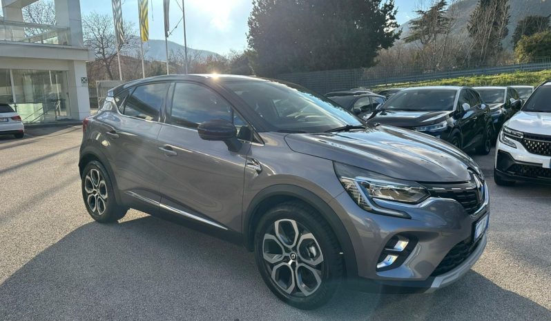 RENAULT CAPTUR 2022 INTENS HYBRID 145 CV – GRIGIO pieno