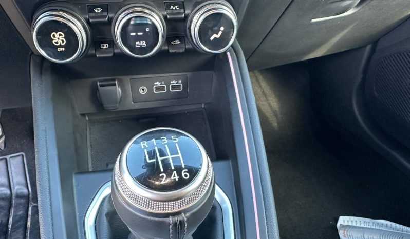 RENAULT CLIO TECHNO TCE 90CV – BLU IRON MY25 pieno