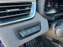 RENAULT CLIO TECHNO TCE 90CV – BLU IRON MY25 pieno