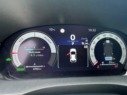 TOYOTA YARIS 1.5 HYBRID LOUNGE – BLACK pieno
