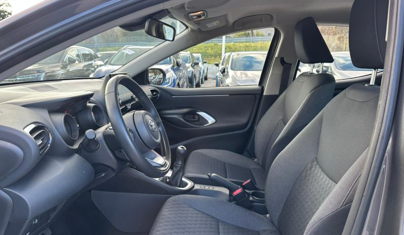 TOYOTA YARIS TREND 1.0 DARK GREY pieno