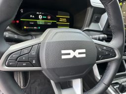 DACIA BIGSTER JOURNEY HYBRID 155 – BLU INDIGO pieno