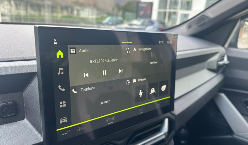 DACIA BIGSTER JOURNEY HYBRID 155 – BLU INDIGO pieno