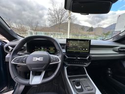 DACIA BIGSTER JOURNEY HYBRID 155 – BLU INDIGO pieno