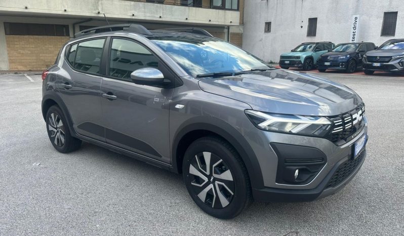 DACIA SANDERO STEPWAY EXPRESSION 1.0 TCE GPL – GRIGIO pieno