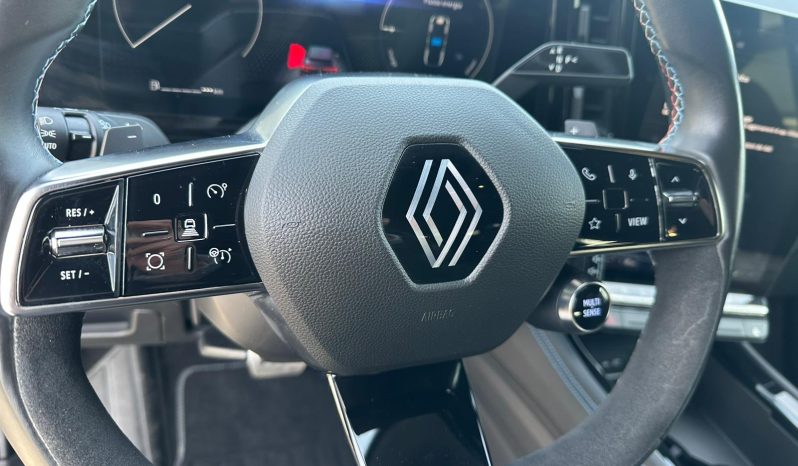 RENAULT AUSTRAL ESPRIT ALPINE HYBRID 200CV – BIANCO pieno