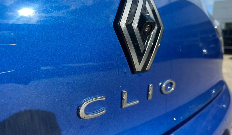 RENAULT CLIO MY25 TECHNO 1.0 TCE 90CV – BLU IRON pieno