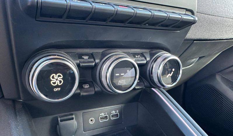 RENAULT CLIO MY25 TECHNO 1.0 TCE 90CV – BLU IRON pieno