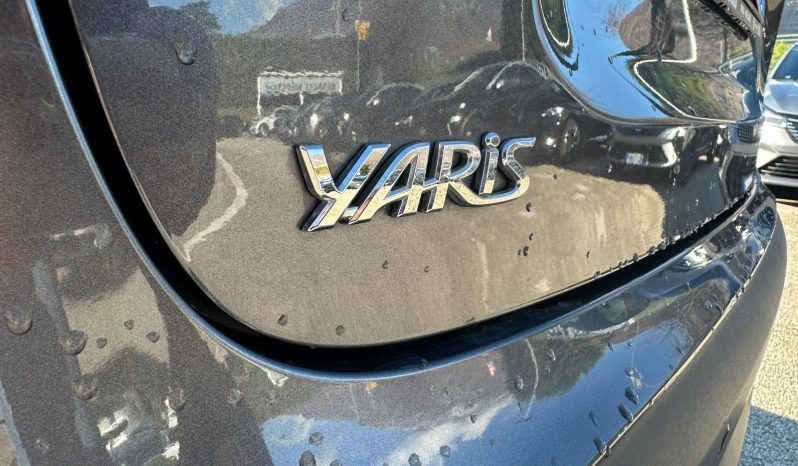 TOYOTA YARIS CROSS TREND 1.5 HYBRID – DARK GREY pieno