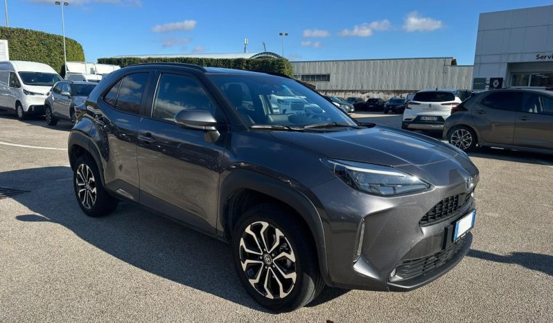 TOYOTA YARIS CROSS TREND 1.5 HYBRID – DARK GREY pieno