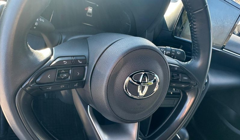 TOYOTA YARIS CROSS TREND 1.5 HYBRID – DARK GREY pieno