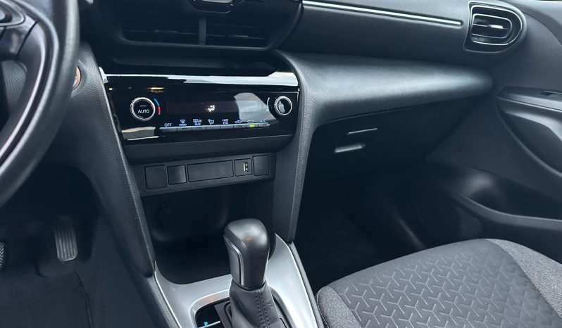 TOYOTA YARIS CROSS TREND HYBRID – DARK BLUE pieno