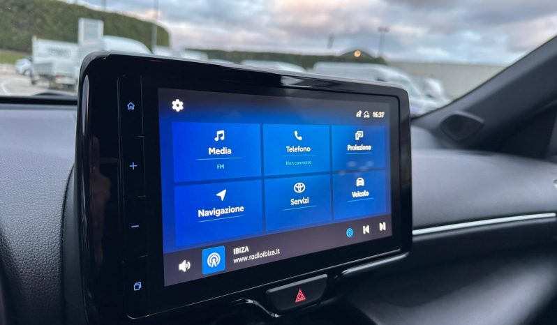 TOYOTA YARIS CROSS TREND HYBRID – DARK BLUE pieno