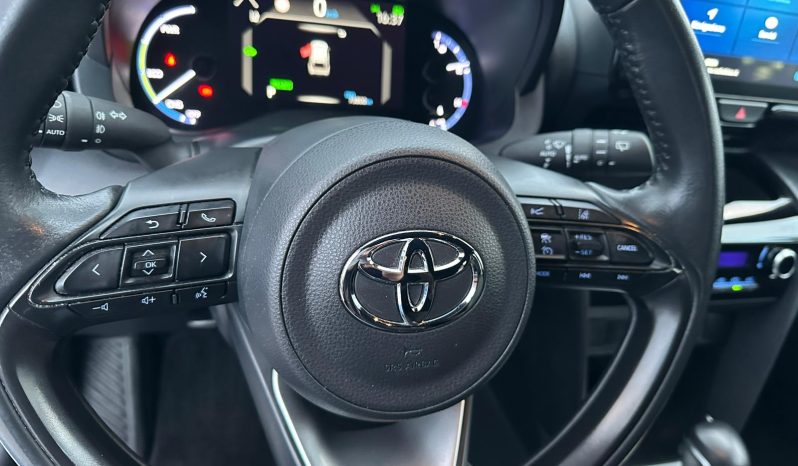 TOYOTA YARIS CROSS TREND HYBRID – DARK BLUE pieno